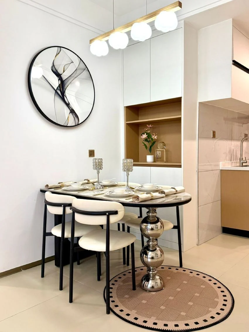 Capella Apartments